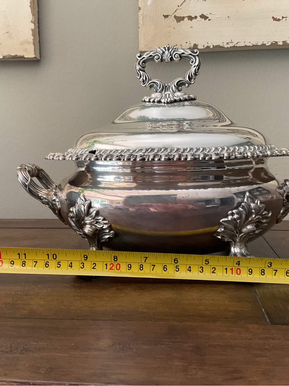 Ornate Silver-Plated Covered Soup Tureen with Decorative Handle. - Picture 5 of 6